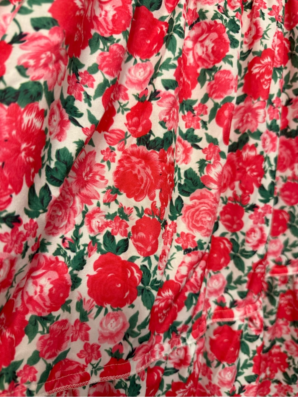 Puff-Sleeve Smocked rose print floral maxi Dress - Picture 3 of 3
